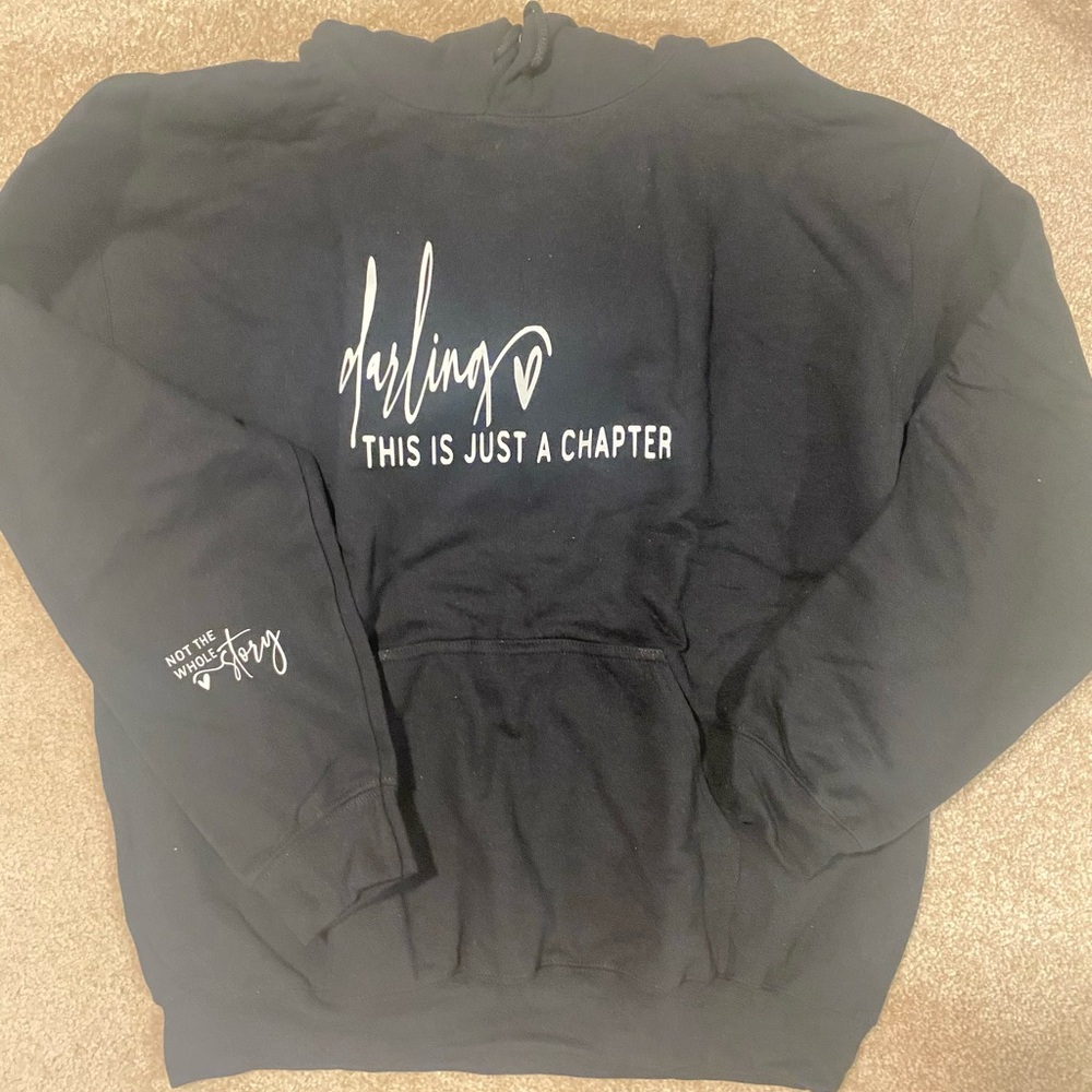 Gildan Black Graphic Men's Sweater